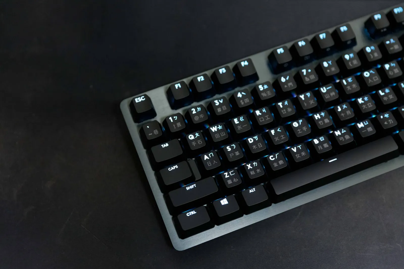 羅技 Logitech G512 GX 青軸機械式遊戲鍵盤。一起開箱趣（圖 17）